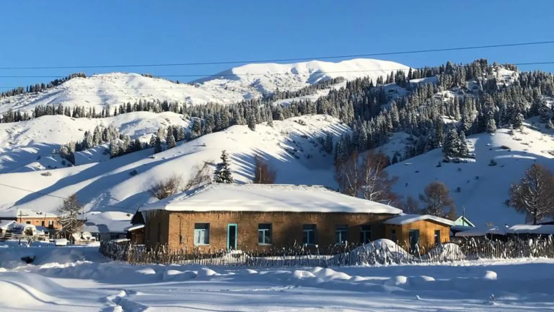Transfer from Boz-Uchuk valley towards Jyrgalan village