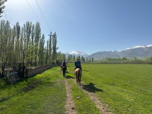 3 Day. Horseback riding in Ozgorush